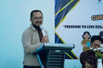 Pengamat: Transaksi QRIS gratis di bawah Rp500 ribu semakin memacu ekonomi daerah