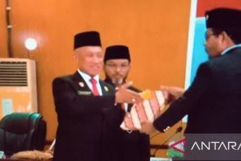 Pemkab Biak Numfor ajukan RAPBD 2026-RPJMD ke DPRK
