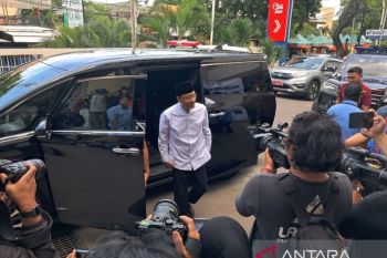 Mensos kunjungi korban ledakan SMAN 72 Jakarta di RSIJ Cempaka Putih