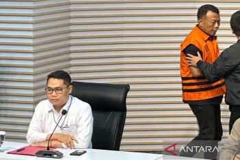 KPK duga Bupati Ponorogo terima suap selain dari tiga klaster