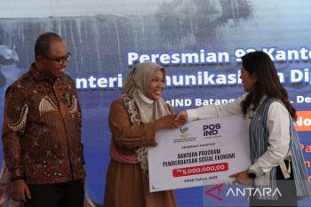 Menkomdigi resmikan serentak 92 LPU PosIND dukung penyaluran BLT