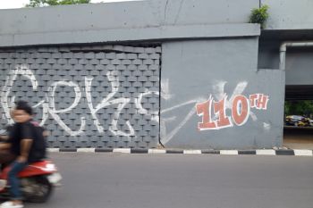 Ruas jalan di Makassar penuh coretan, Begini keluhan warga