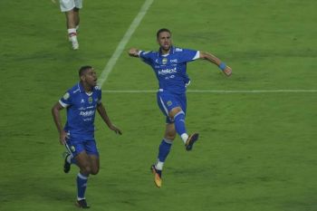 Persib Bandung mulai bersiap hadapi tekanan Dewa United Banten