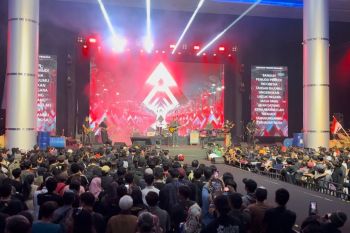 PCTA Indonesia- Polri satukan semangat nasionalisme di hari pahlawan