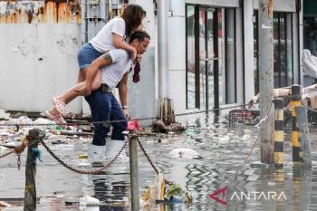 Topan Super Fung-wong terjang Filipina, delapan tewas