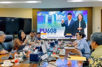 Dorong pemerataan pembangunan, senator Febriyanthi dan Bupati Morut desak percepatan jalan Nasional ke Wamen PU