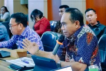 Sekda Musda Guntur pimpin tim mengikuti evaluasi rancangan perda RPJMD Morut 2025-2029 di Bappeda Sulteng