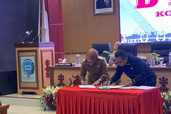 Gelar paripurna, DPRD Ambon tetapkan Perda penyertaan modal untuk PDAM Tirta Yapono