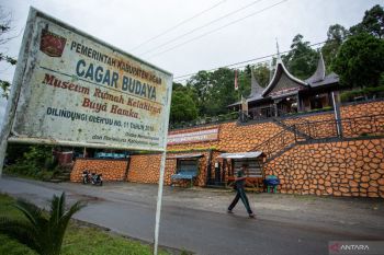 Malaysia lirik potensi wisata sejarah dan religi kawasan Danau Maninjau Sumbar