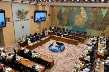 Bahlil bidik sumur rakyat tambah produksi minyak nasional