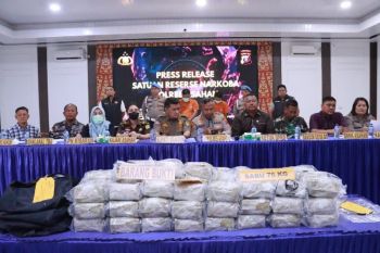 Indonesia's North Sumatra Police Hunt Mastermind Behind 76kg Meth Bust