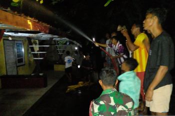 Gedung bersejarah peninggalan Belanda di Bima terbakar