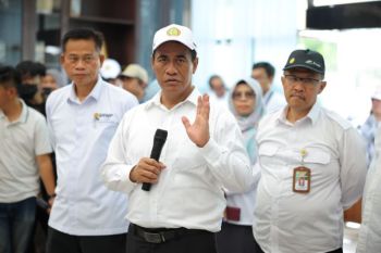 Mentan copot pejabat jajaran di sela sidak akibat sewakan lahan negara