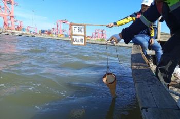 BNCT uji kualitas air laut dukung operasional ramah lingkungan