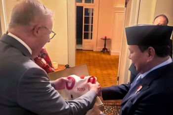 Prabowo beri pakaian untuk anjing peliharaan PM Albanese, tunjukkan diplomasi yang hangat dan personal