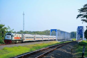 Joglosemarkerto Jadi Primadona: Ini 10 Kereta Api Komersial dengan Volume Penumpang Tertinggi Sepanjang 2025
