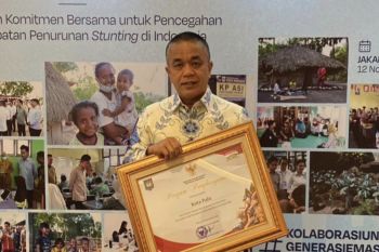 Palu wins award for cutting stunting rate in Indonesia