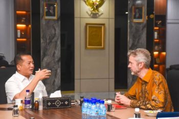 Kendaraan dinas di NTB siap beralih ke kendaraan listrik