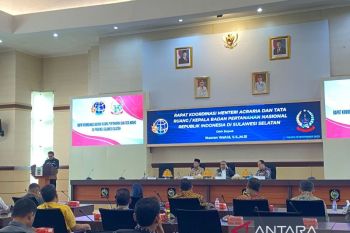 Menteri Nusron minta kepala daerah bebaskan BPHTB untuk warga miskin