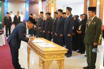Bupati Murung Raya lantik Penjabat Sekda dan 59 pejabat OPD