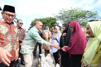 BULOG dan Pemkot Bukittinggi salurkan Bantuan Pangan Pemerintah Periode Oktober-November 2025
