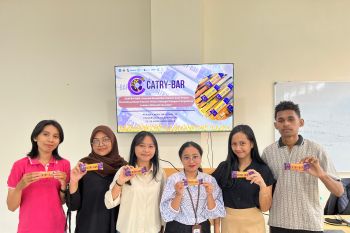 Mahasiswa Farmasi Uncen ciptakan "Catry-Bar" camilan sehat berbahan lokal dari Papua