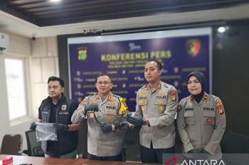 Polisi gadungan akui beli pistol dan buat ID palsu sebelum beraksi