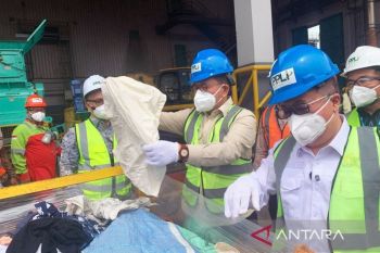 Kemendag lakukan pemusnahan 500 balpres pakaian bekas impor