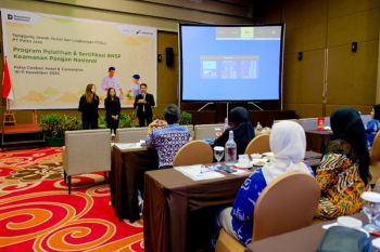 Patra Jasa perkuat daya saing 50 UMKM Cirebon lewat pelatihan BNSP