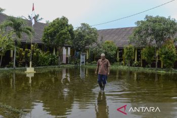 Dua sekolah dasar terdampak banjir di Kota Serang