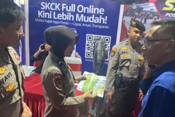 Polda Kaltara Buka Layanan Informasi Rekrutmen Polri dan SMA Kemala Taruna Bhayangkara di Benuanta Fest 2K25