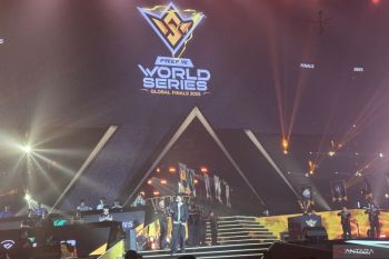 Weird Genius, JKT48, Warren Hue buka FFWS Global Finals 2025 Jakarta
