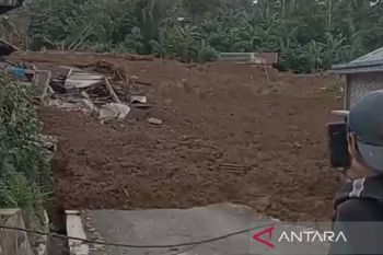 45 orang masih terisolasi akibat longsor di Banjarnegara