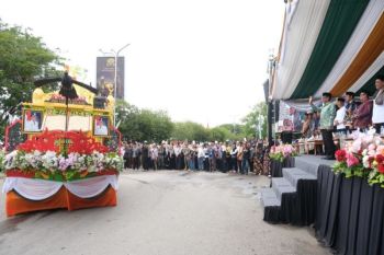 Kafilah Murung Raya padukan nuansa religius dan budaya di pawai taaruf MTQH