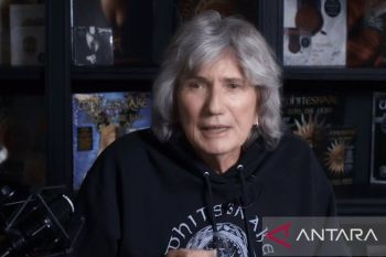 Vokalis Whitesnake, David Coverdale umumkan pensiun dari musik