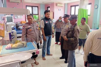 Warga Cipayung digegerkan penemuan bayi di pembuangan sampah