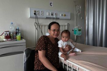 Warga Sukoharjo manfaatkan JKN untuk pengobatan pneumonia sang anak