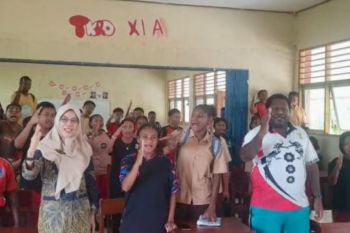 Kesbangpol Kota Jayapura perkuat empat pilar kebangsaan untuk siswa SMKN 7