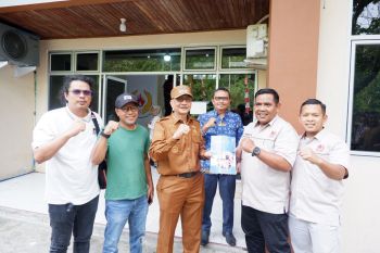 KONI Pesisir Selatan serahkan Surat Keputusan Kepengurusan Periode 2025--2029 pada Bupati