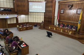 Pemrov Bali ajukan raperda soal perlindungan pantai buat upacara adat