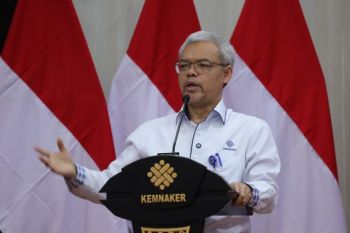 KPK periksa Sekjen Kemenaker Cris Kuntadi soal kasus Immanuel Ebenezer