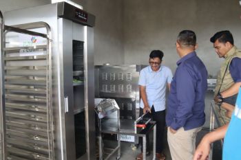 PLN Lampung salurkan bantuan kepada UMKM Dapur O Pringsewu