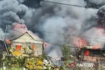Gubernur Sulsel koordinasi Polda tangani tawuran kelompok di Makassar