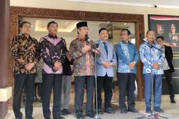 Jimly: Komisi Reformasi tampung masukan Polri di bawah kementerian