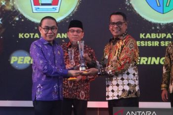 Pesisir Selatan raih juara 2 Anugerah Keterbukaan Informasi Publik Sumbar 2025