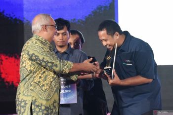 Pewarta Foto ANTARA sabet Anugerah Jurnalistik Komdigi 2025