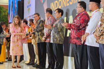 Unhas raih peringkat terbaik pertama SDGs Action Award Bappenas