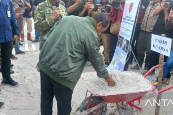 Menteri ESDM cabut kewenangan daerah terbitkan izin eksplorasi pasir kuarsa