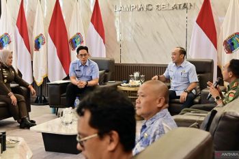 Bupati Lamsel sebut gotong royong kunci percepat pembangunan KDMP