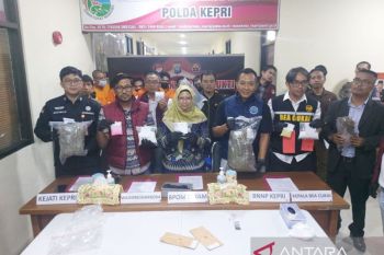 Polda Kepri musnahkan 5,5 kg narkoba hasil ungkap kasus selama bulan Oktober 2025